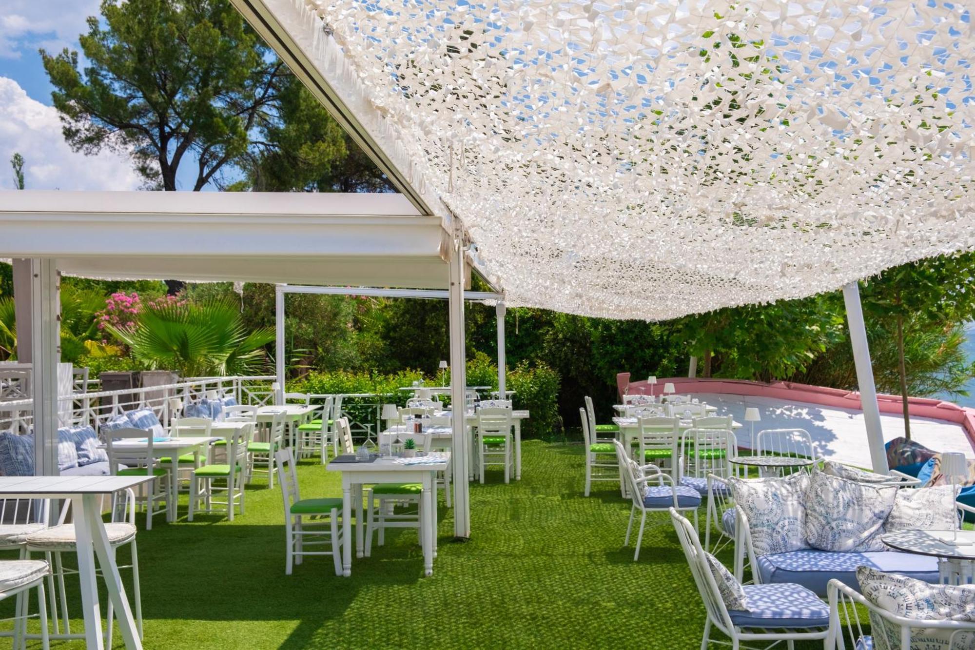 Acrotel Lilyann Boutique Hotel Елія Екстер'єр фото